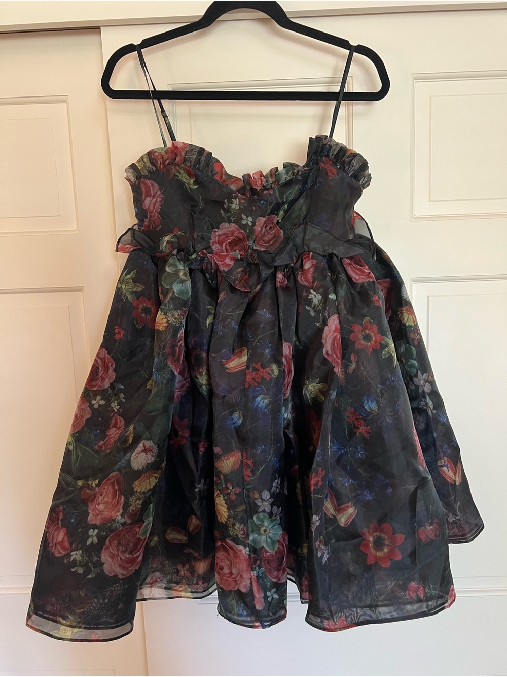 Selkie Rosebud Floral Dress- size S - Picture 5 of 12